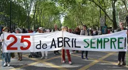 DOS CRAVOS À COOPERAÇÃO: O 25 DE ABRIL EM 2026